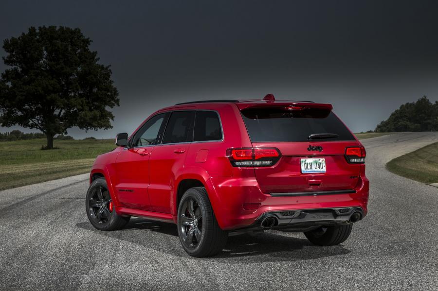  Jeep Grand Cherokee SRT Red Vapor 2015 года  (фото 5 из 10)
